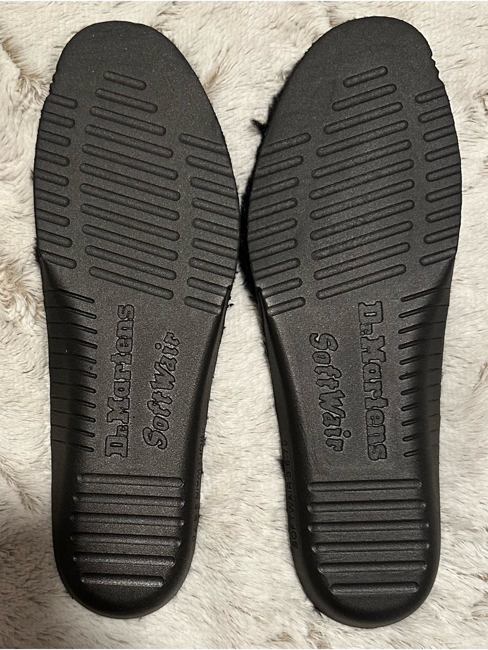 Dr Martens Warm Wair Insoles Fur Lined Enhanced Insulation - Picture 9 of 10